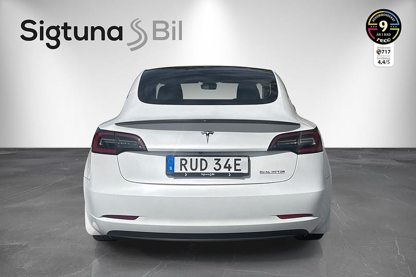 Bild 4 av Tesla Model 3 Performance / Låga mil