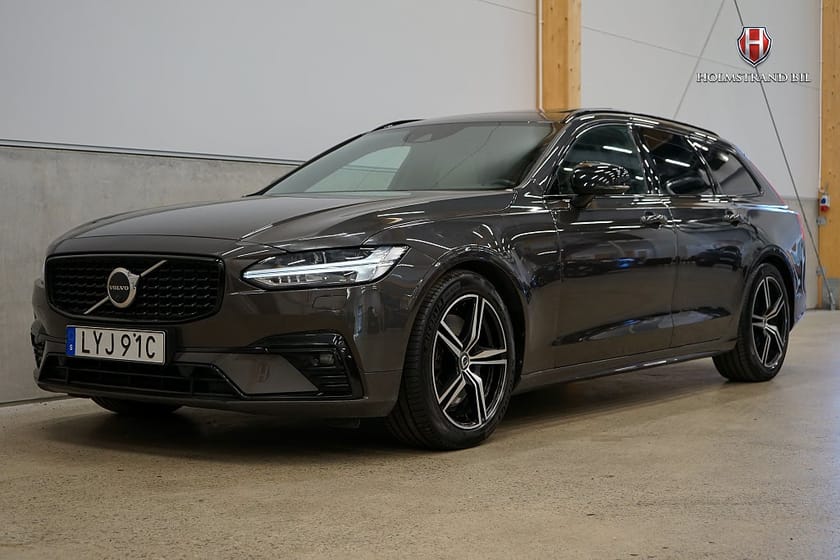 Bild 3 av Volvo V90 B4 AWD R-Design Pano Drag H/K HUD Värmare 360 4-zon