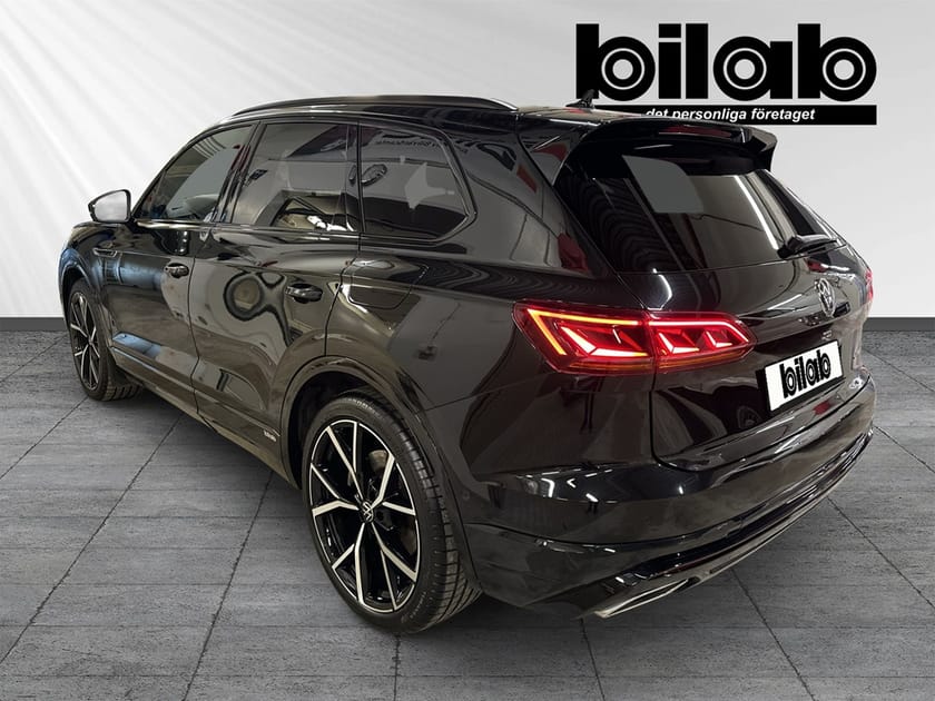 Bild 3 av Volkswagen Touareg R eHybrid 3.0 R-Line 250TSI A8A