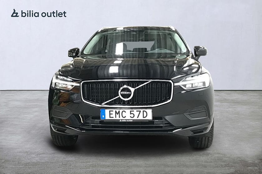 Bild 3 av Volvo XC60 B5 AWD Bensin Momentum SE 250hk Drag P-värm Rattvärm