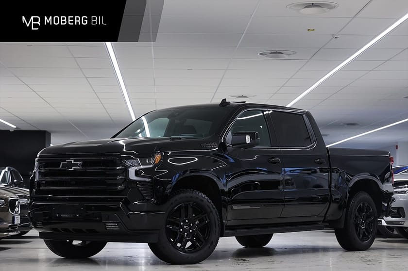 Bild 1 av Chevrolet Silverado 1500 Crew Cab High Country Midnight Edt 3.0 PRISSÄNKT 50 000kr!