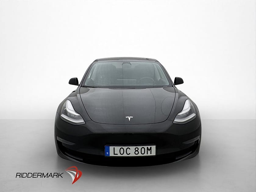 Bild 3 av Tesla Model 3 Long Range AWD Pano B-Kamera Skinn AP Navi