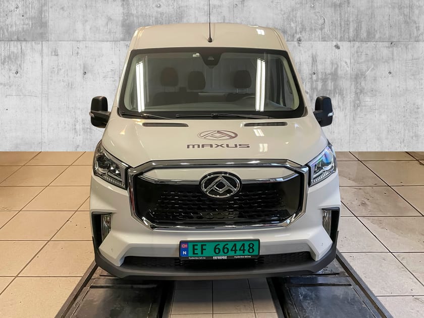 Bilde 2 av Maxus e-Deliver 9 L3H2 11m3 72kwt 204hk SJEKK PRISEN!!!!