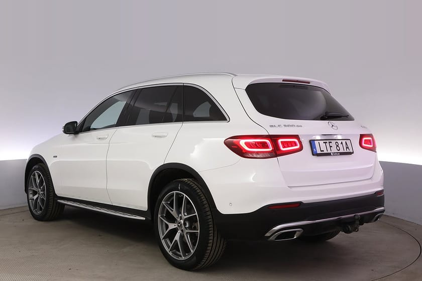 Bild 4 av Mercedes-Benz GLC 300 de 4MATIC AMG Pano Kamera Cockpit Drag