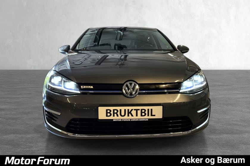 Bilde 2 av Volkswagen e-Golf EXCLUSIVE | SKINN | ACTIVE INFO | KEYLESS | ACC