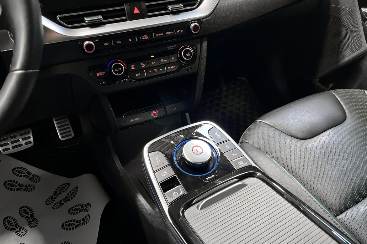 picture of a car