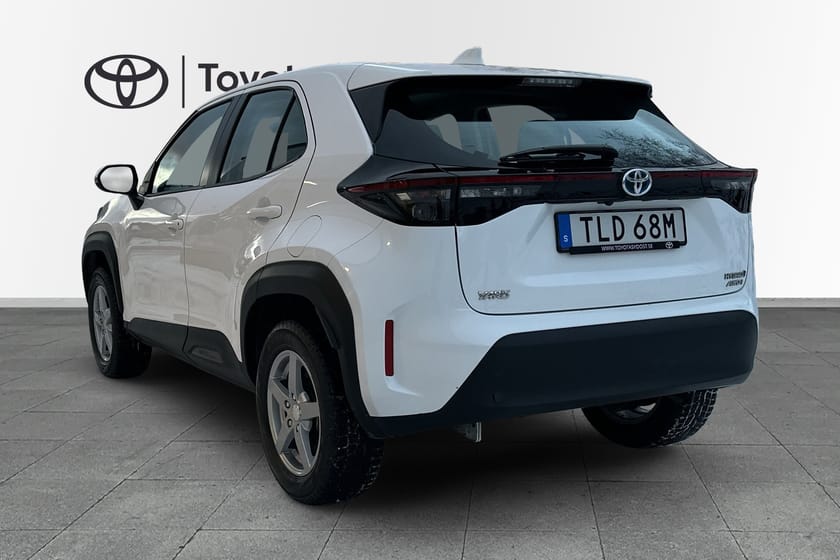 Bild 3 av Toyota Yaris Cross Hybrid AWD-i e-CVT Active Euro 6 116hk, Ledramp