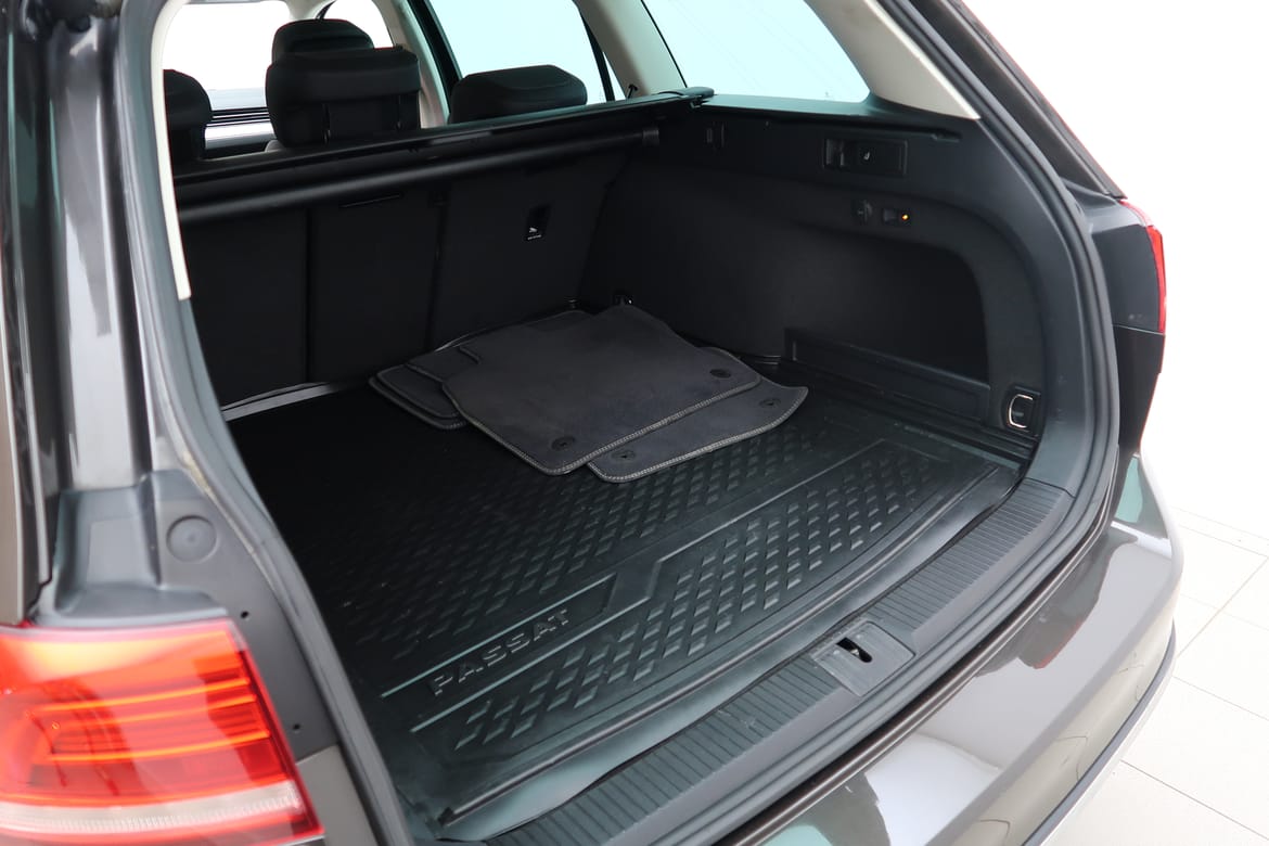 Volkswagen Passat 2016 - miniatyr 4