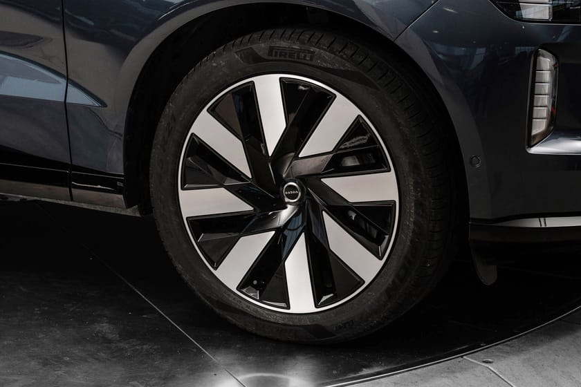 Bilde 2 av Volvo EX90 Twin Motor Ultra KROK/ACC/KAMERA360°/HEADUP/PIXEL/PANO