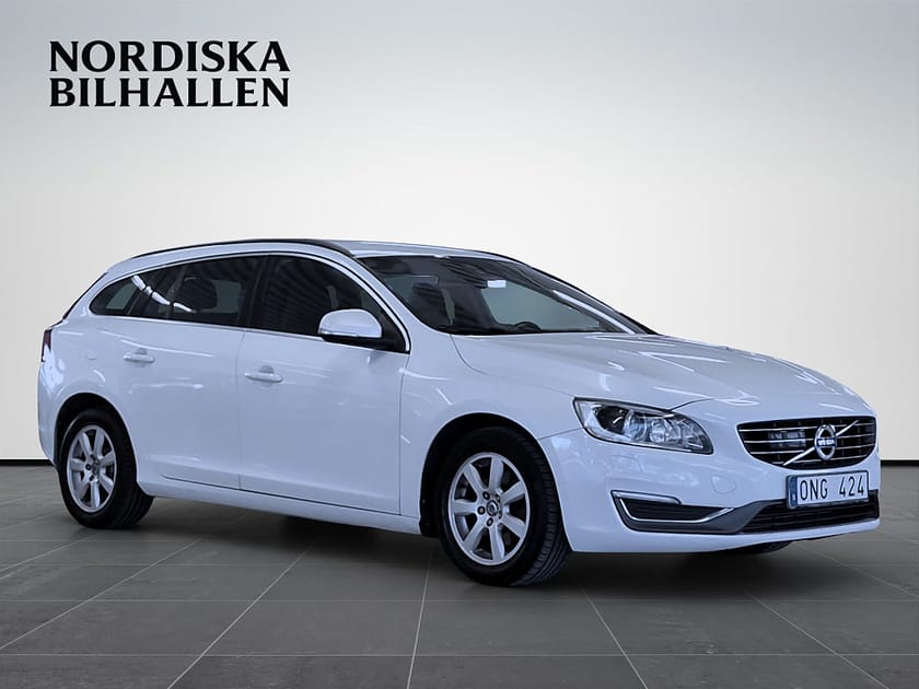Bild 1 av Volvo V60 D4 Momentum Dragkrok Värmare Kamrem bytt 2023-08
