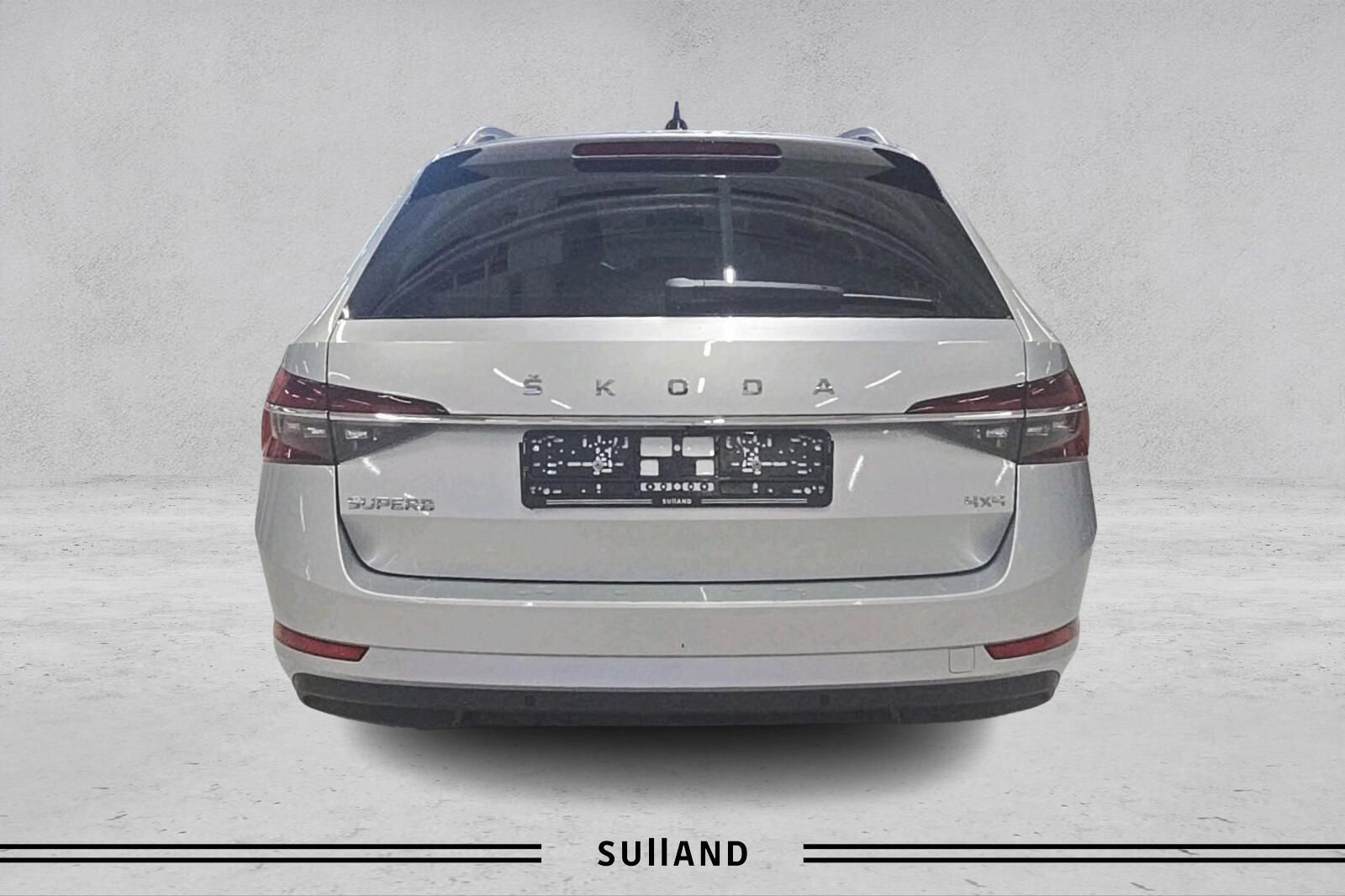 Thumnail bilde 3 av Škoda Superb Stasjonsvogn