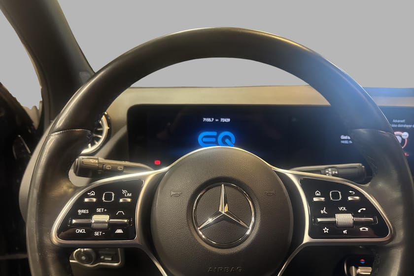 Bilde 4 av Mercedes-Benz EQA 300 4MATIC 4MATIC, Krok, Skinn, Ad. Cruise, R.kamera