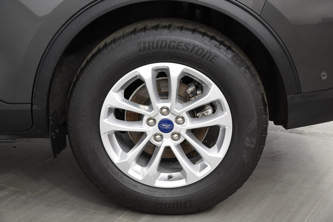 Ford Kuga 2023 - miniatyr 9