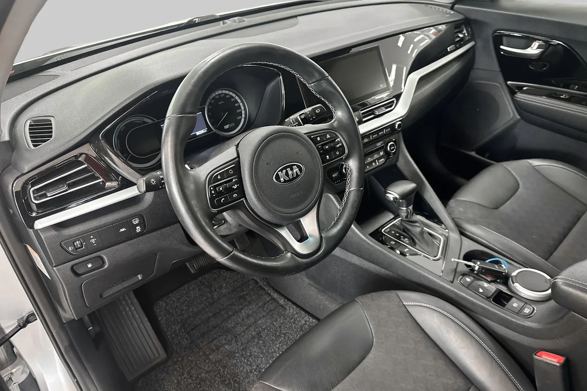 picture of a car