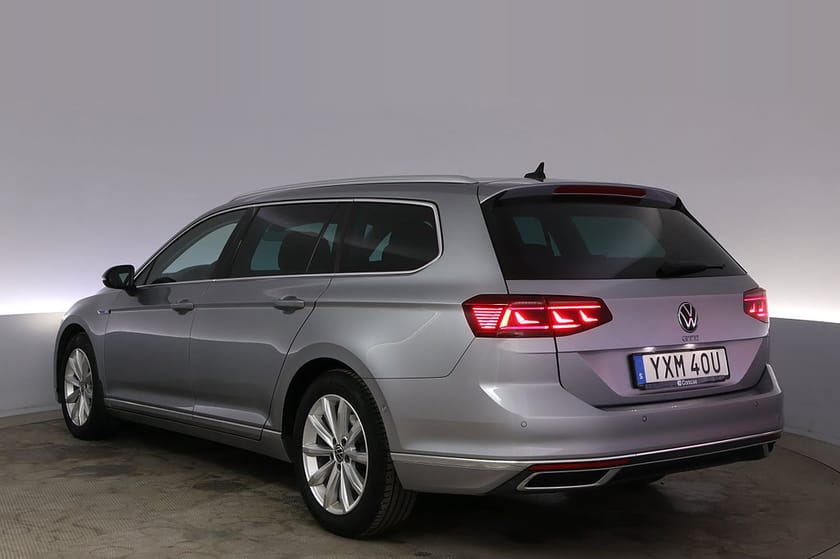 Bild 4 av Volkswagen Passat Sportscombi GTE Variant Executive Drag Värmare Cockpit