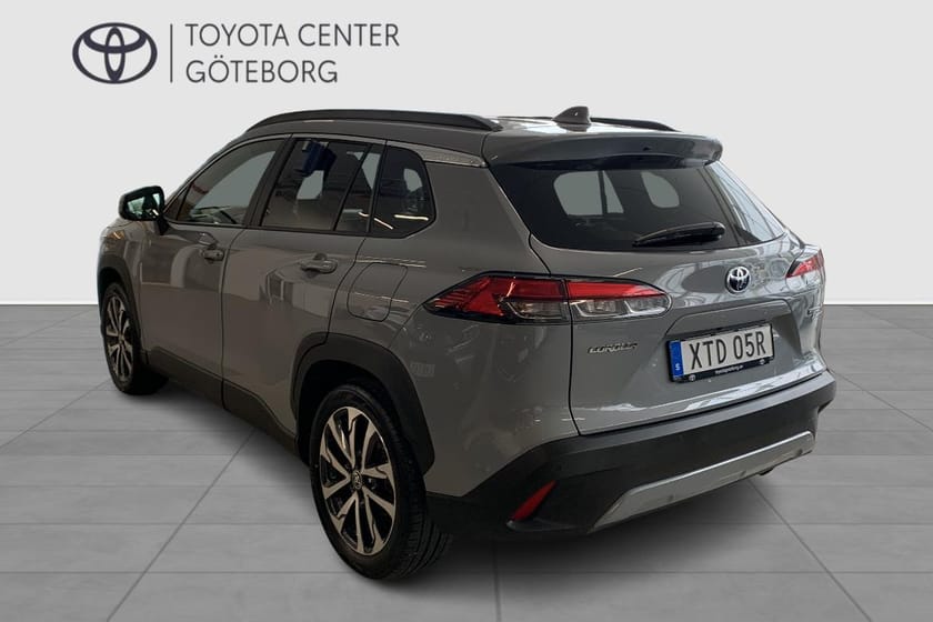 Bild 3 av Toyota Corolla Cross Hybrid AWD-i 2,0 STYLE PLUSPAKET//VINTERHJUL INGÅR