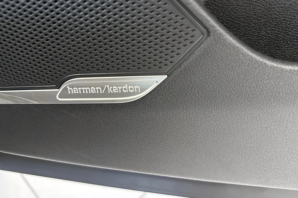 picture of a car