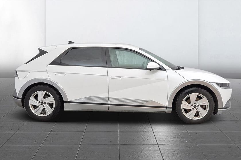 Bild 3 av Hyundai Ioniq 5 77.4 kWh AWD Komfort+ Läder Head Up Nav 360° BOSE MOMS 325hk