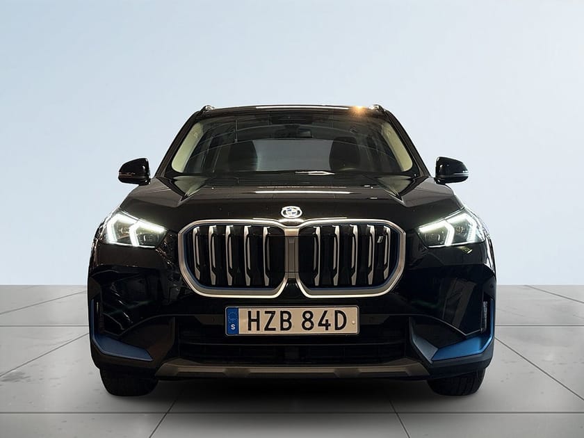 Bild 2 av BMW iX1 xDrive30 MOMS/SoV/Ad.Fhåll/Carplay/Rattvärme/Kamera