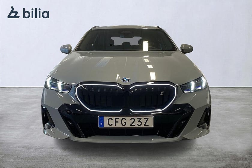 Bild 5 av BMW i5 xDrive40 Touring xDrive 40 | M Sport Pro | Innovation | Drag | 360