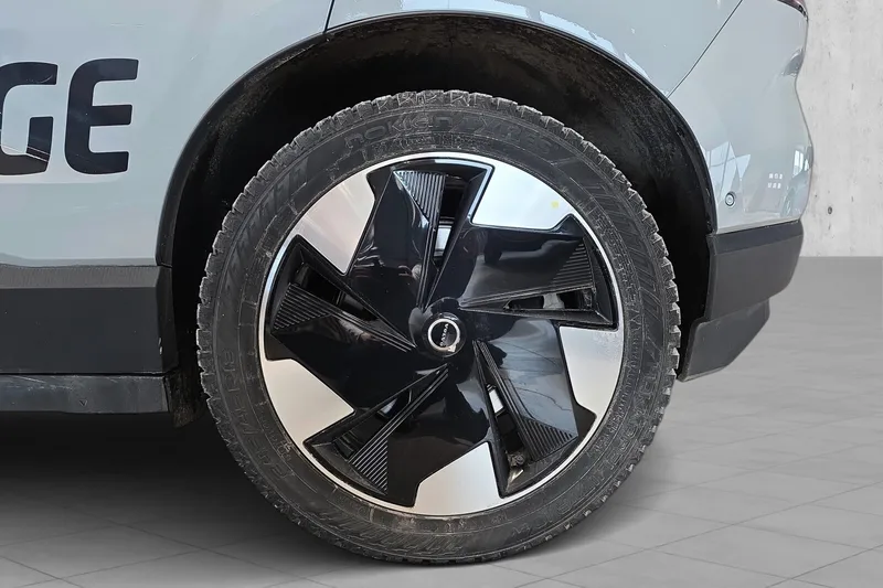 Volvo EX30 Twin Motor Performance bilde 10
