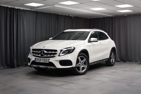 Mercedes-Benz GLA 220 d 4MATIC AMG Line Värmare Drag LED