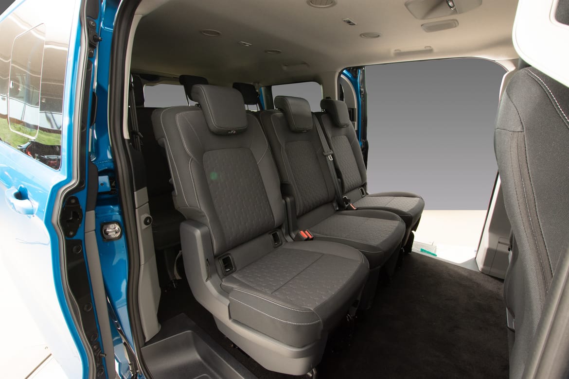 Ford E-Transit Custom 340 Combi 82.5 kWh, 218hk, 2025