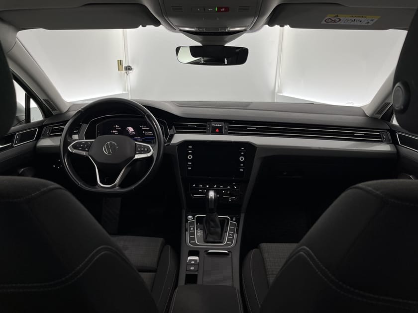 Bild 5 av Volkswagen Passat Sportscombi TSI 150hk DSG Drag Nav Värm Kamera