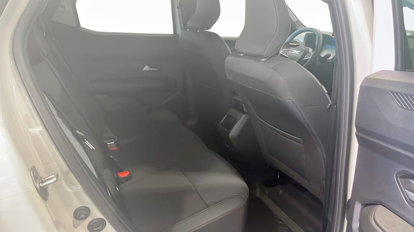 Bild 5 av Dacia Duster Hybrid 155 155hk PL Fr 3390kr/mån