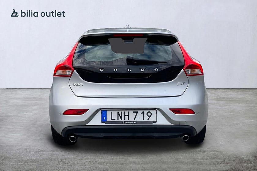 Bild 4 av Volvo V40 D3 Momentum 150hk Värmare Bluetooth Farthållare