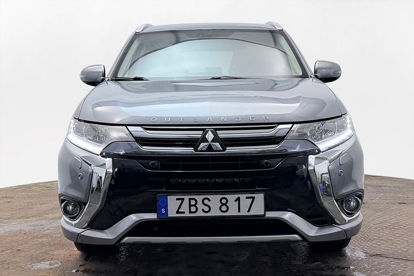 Bild 3 av Mitsubishi Outlander PHEV Delläder Rattvärme Värmare Keyless MOMS 203hk