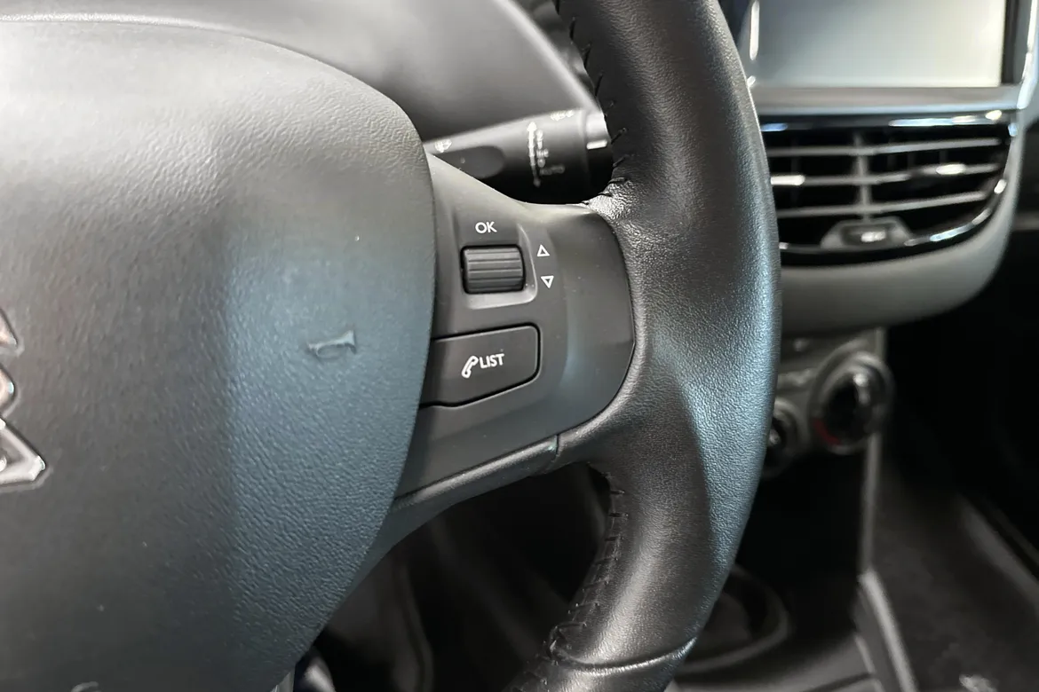 picture of a car