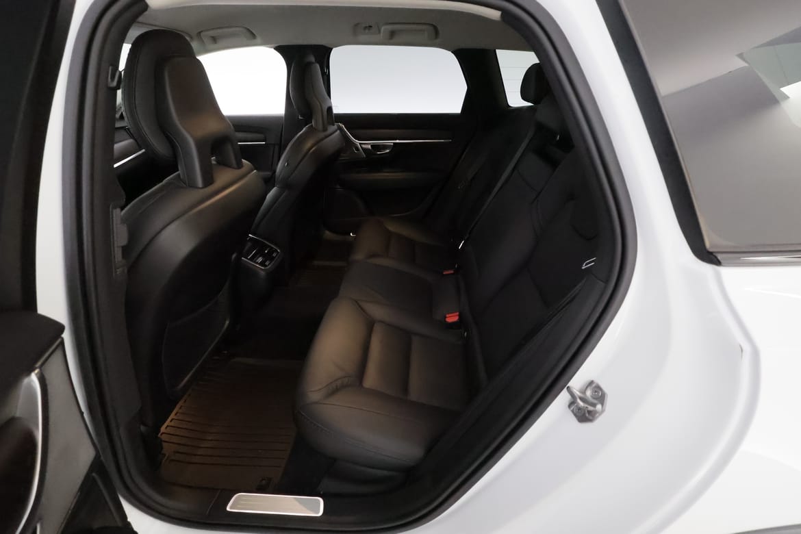 Volvo V90 2018 - miniatyr 18