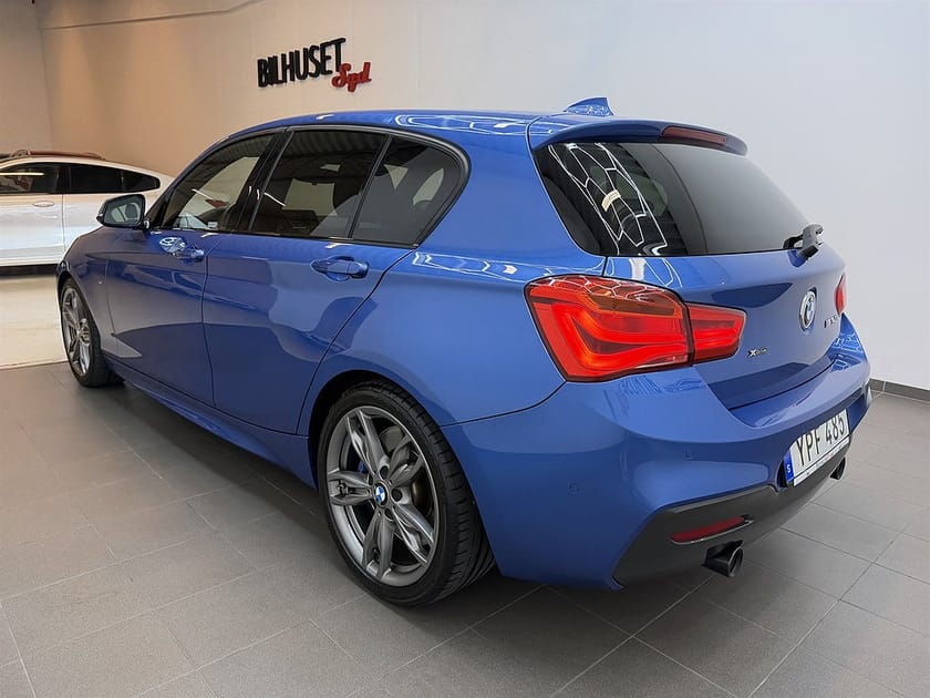 Bild 3 av BMW M140i xDrive M140 340hk M sport HarmanK/Bkamera/1Brukare