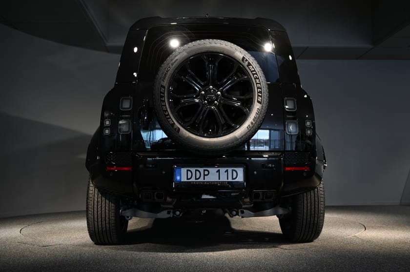 Bild 5 av Land Rover Defender Octa 110 P635 V8 *BLACK EDITION*