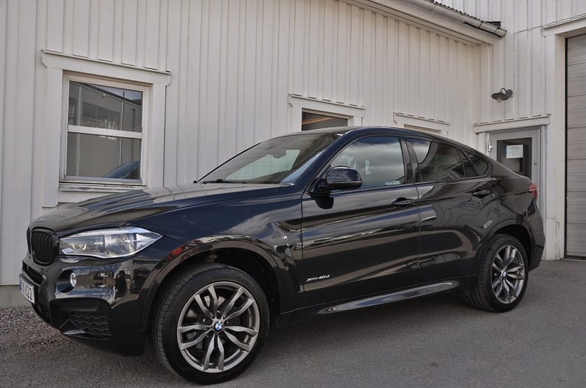 Bild 3 av BMW X6 xDrive40d 313hk M-sport Harman/Kardon Drag Värmare 360°