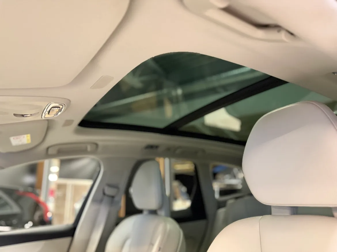 picture of a car