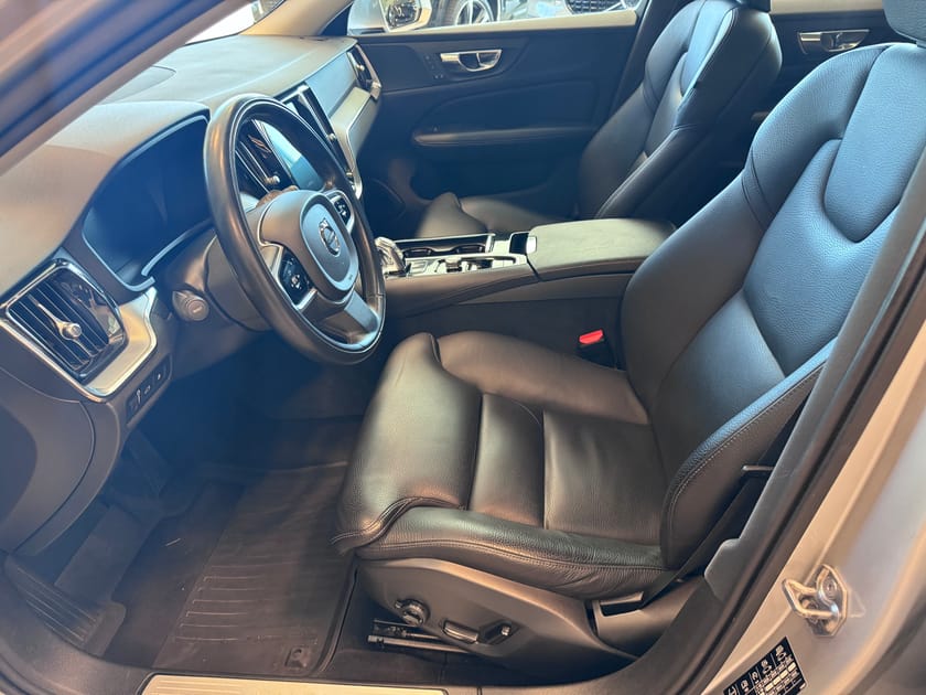 Bild 5 av Volvo V60 T8 TE Inscription(S-V hjul , pano )