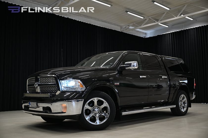 Bild 1 av RAM 1500 Crew Cab 5.7 V8 HEMI 4x4 395HK Automat|Kåpa|Luftfjädring|Leasbar