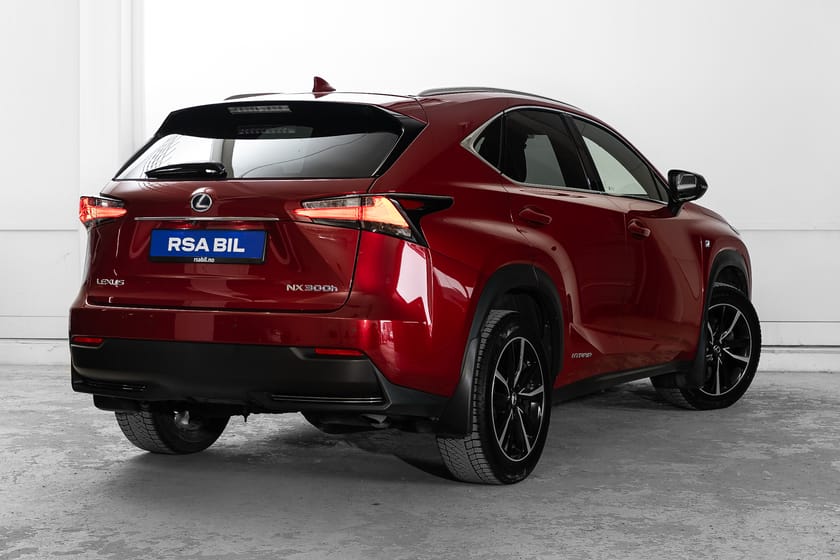 Bilde 3 av Lexus NX 300h AWD 2.5 4X4 Hybrid F Sport, Head Up Display, 360 Kamera