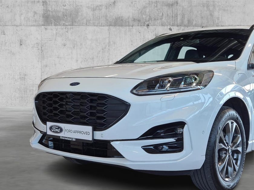 Bilde 2 av Ford Kuga Plug-In Hybrid 2,5l 225hk ST-Line ACC/Kamera/Krok