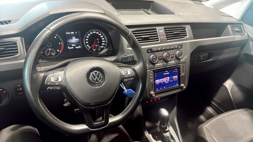 Bild 4 av Volkswagen Caddy Maxi Van IV 2.0 | Nyservad | Nya däck