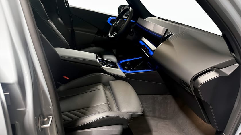 Bild 3 av BMW X3 30e xDrive M Sport Pro H&K / Pano / Head-up / Drag