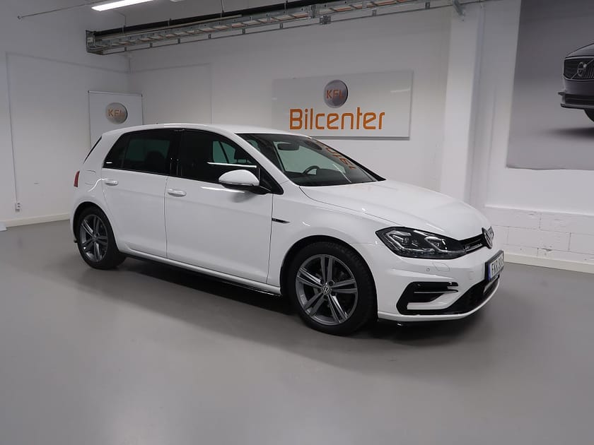 Bild 4 av Volkswagen Golf 5-dö 1.4 TSI GT R-Line V-Däck ingår Drag-Kamera-CarPlay