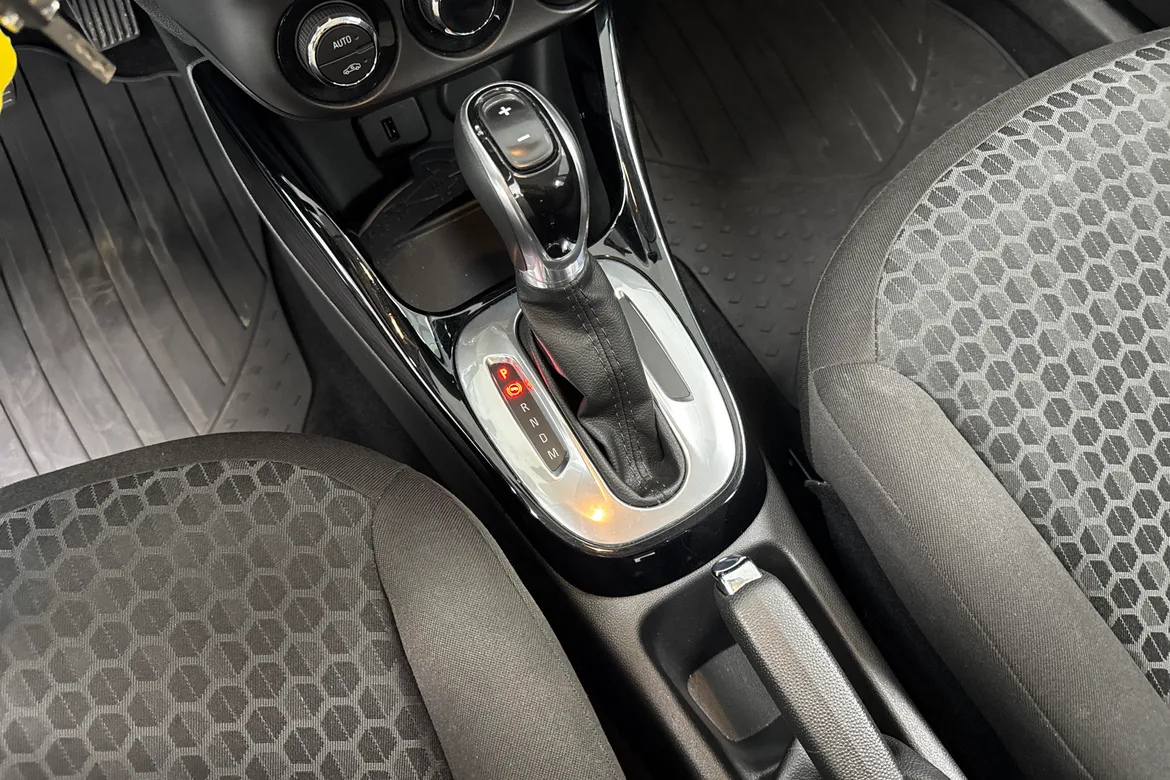 picture of a car