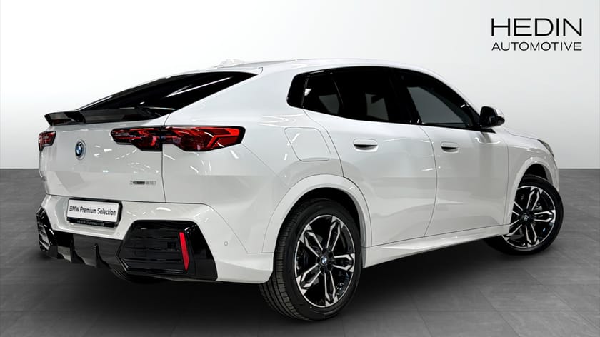 Bild 2 av BMW iX2 xDrive30 M sport Backkamera Drag