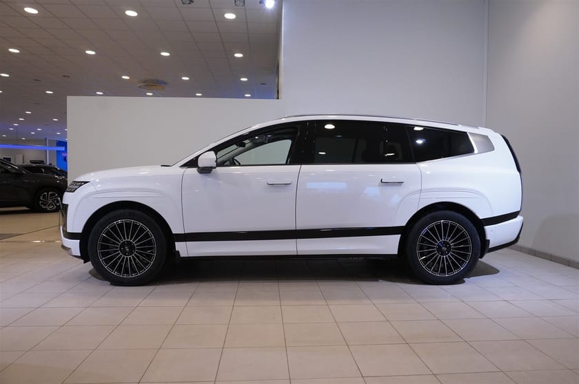 Bild 3 av Hyundai Ioniq 9 Long Range AWD 7s 110kWh Calligraphy Line
