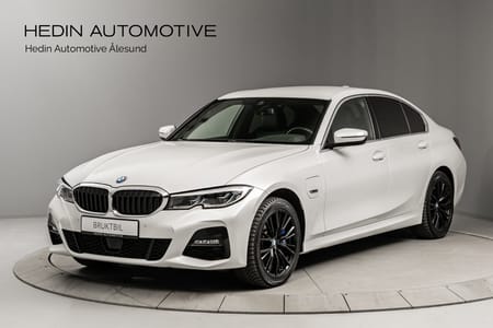 BMW 330e xDrive Sedan
