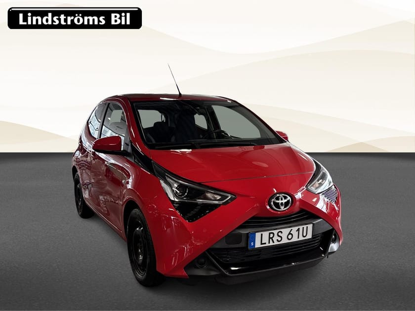 Bild 3 av Toyota Aygo 1.0 X-Play Sommar/Vinterhjul