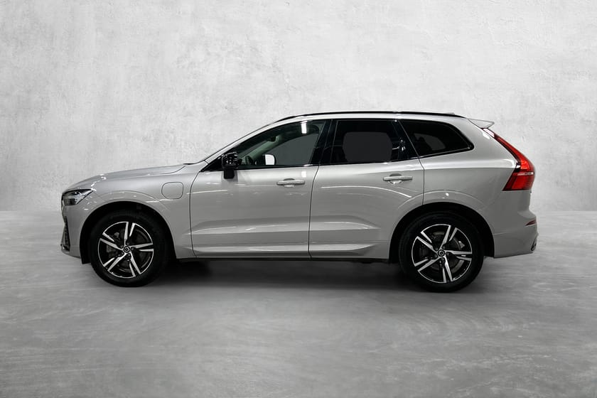 Bilde 2 av Volvo XC60 2.0 T6 Dark 350 hk  AWD Ladbar hybrid